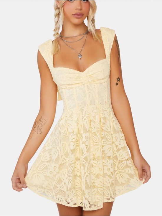 For Love And Lemons Dresses & Skirts - For love and lemons August yellow lace back zip mini dress M